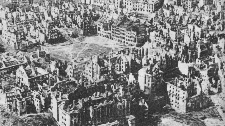 Ruiny Warszawy. Styczeń 1944