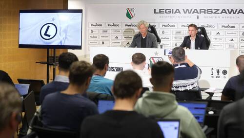 Konferencja prasowa prezesa Legii Dariusza Moduskiego