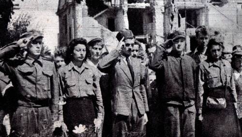 Powstańcy warszawscy, zdjęcie poglądowe