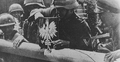 1 września 1939. Niemieccy żołnierze niszczą szlaban graniczny z Polską