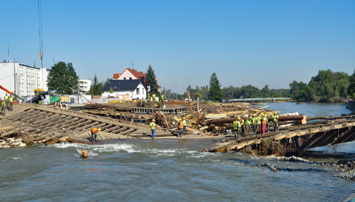 | GŁUCHOŁAZY ZNISZCZENIA PO POWODZ