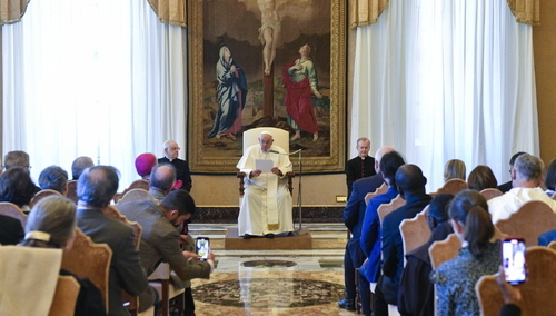 Papież Franciszek na spotkaniu z francuskimi wspólnotami katolickimi