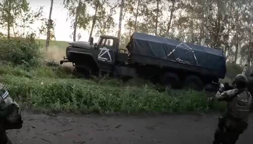 Rosyjska ciężarówka na Ukrainie