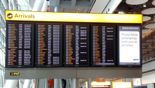 „Bezrobocie, rosnące koszty życia”. Polacy wracają z emigracji