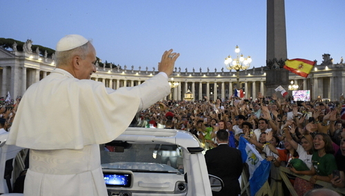 Papież z młodzieżą