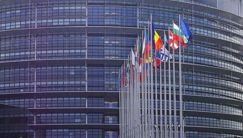 "Jeżeli to szaleństwo w sprawie praworządności w UE nie ustanie, to może ETS pozwie TSUE?"