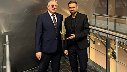 Prof. Krzysztof Diks i dr. Maciej Kawecki