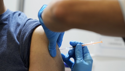 szczepienie przeciwko COVID-19