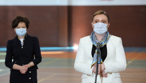 Semeniuk: Opozycja próbuje zrobić "receptę na kryzys", a rząd Zjednoczonej Prawicy "wdraża leki"