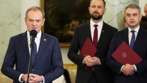 Premier Donald Tusk, wicepremierzy Władysław Kosiniak-Kamysz (PSL), Krzysztof Gawkowski (Lewica)