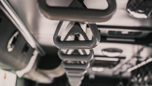 Wnętrze autobusu - zdjęcie ilustracyjne