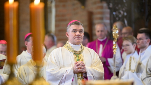 Ingres abp. Zielińskiego do katedry pw. Świętych Apostołów Piotra i Pawła w Poznaniu