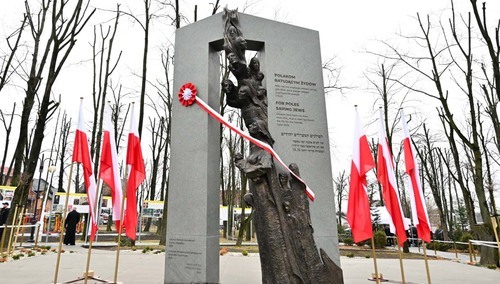 Pomnik w Ciepielowie