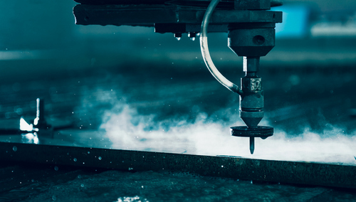 Dlaczego cięcie strumieniem wody jest coraz bardziej popularne? Odpowiadamy!