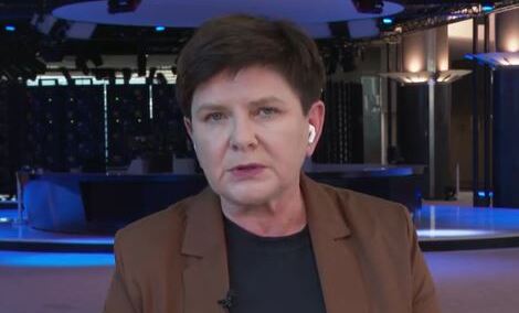 Z. Ziobro: „Wraz z odejściem B. Szydło skończyło się zielone światło dla zmian w sądownictwie”. Była premier odpowiada