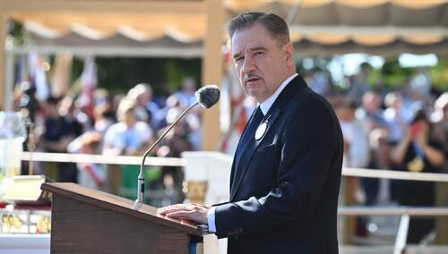 43. Pielgrzymka Ludzi Pracy. Piotr Duda: Wierzymy w Jezusa Chrystusa. Nie pozwolimy schować naszych sztandarów do szuflady historii