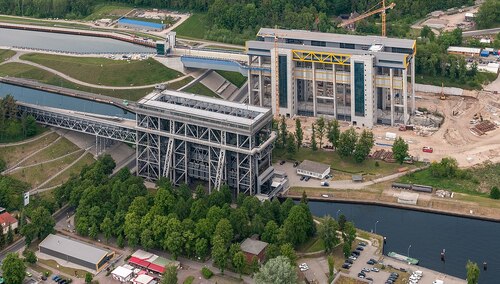 Podnośnia statków na kanale Odra - Hawela