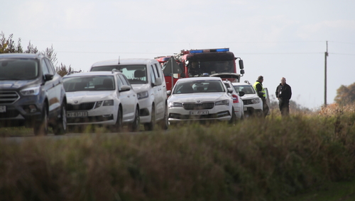 Żurawice, 12.10.2022. Straż pożarna na miejcu wycieku z rurociągu "Przyjaźń" 