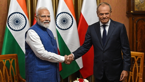 Narendra Modi, Donald Tusk