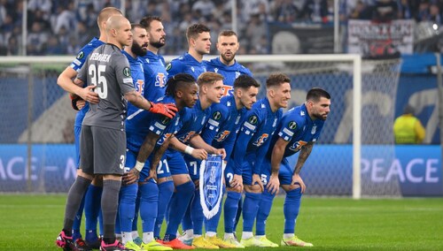 Zawodnicy Lecha Poznań przed rewanżowym meczem o awans do 1/8 finału piłkarskiej Ligi Konferencji z Bodo/Glimt