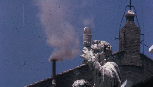 Biały dym nad Kaplicą Sykstyńską