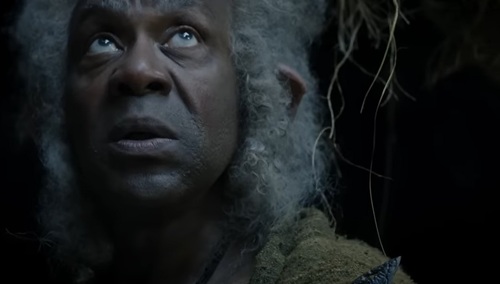 Kadr z filmu "Pierścienie Władzy"