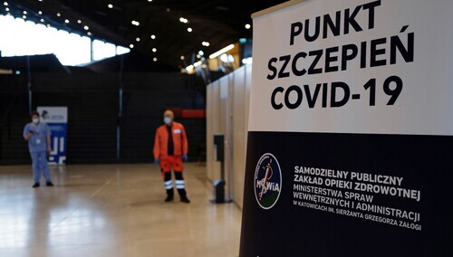 [Felieton "TS"] Karol Gac: Równi i równiejsi