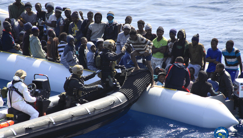Imigranci uratowani na Morzu Środziemnym
