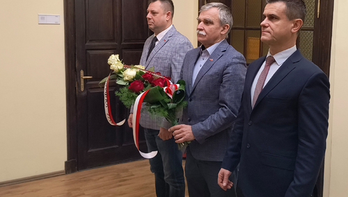 Zachodniopomorska "S" złożyła kwiaty pod tablicą upamiętniającą Longina Komołowskiego