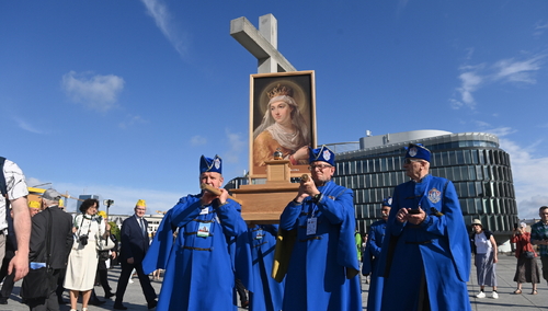 XVII Święto Dziękczynienia - procesja