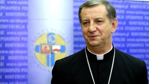 abp Józef Guzdek