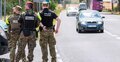 Patrol Straży Granicznej na polsko-niemieckim przejściu granicznym Rosówek-Rosow