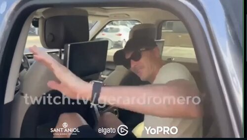 Lewandowski wylądował. Jest nagranie z lotniska w Hiszpanii [WIDEO]