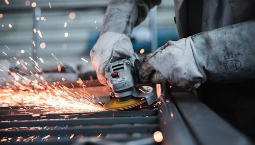 Min. rozwoju o danych GUS: "Za nami bardzo dobre otwarcie roku dla przemysłu w Polsce"