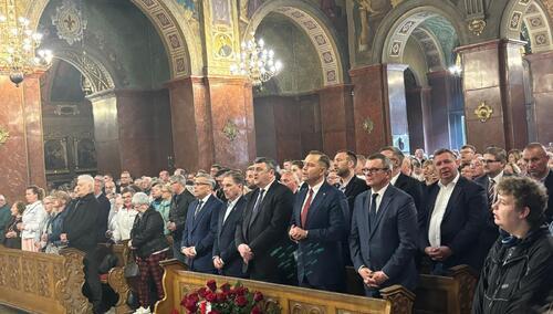 Piotr Duda i KArol Nawrocki w bazylice w Piekarach Śląskich