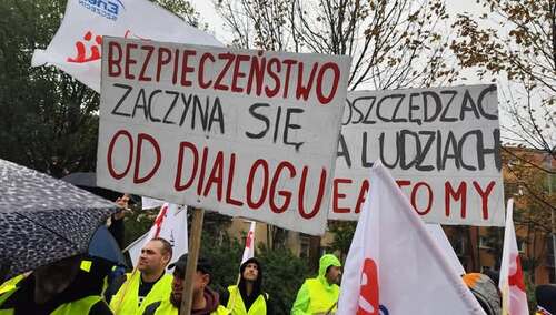 Protest przed siedzibą spółki ENEA w Poznaniu