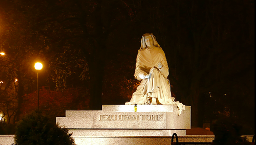 Pomnik św. Faustyny w Łodzi