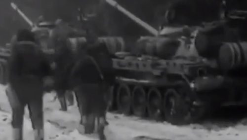 Czołgi pod kopalnią "Wujek"