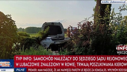 Auto sędziego z Iustitii w rowie