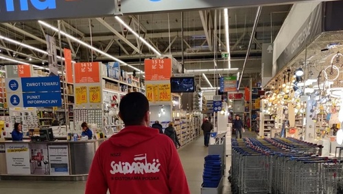 Czwarty związkowiec z Castoramy przywrócony do pracy!