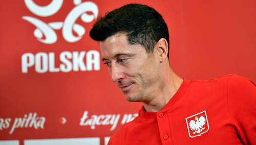 Napastnik i kapitan piłkarskiej reprezentacji Polski Robert Lewandowski.