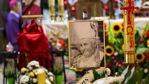 Uroczystości pogrzebowe bp. Jana Szkodonia