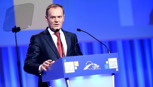 [NAJNOWSZY SONDAŻ] Wysoka przewaga PiS nad opozycją. Tusk i Hołownia mają problem