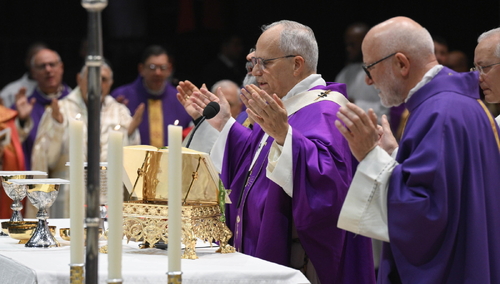 Papież w czasie Mszy św. w Stambule