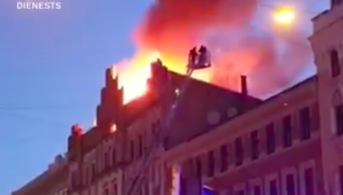 [Video] Dramat w centrum Rygi. W płomieniach zginęło 8 osób. Jest wielu rannych
