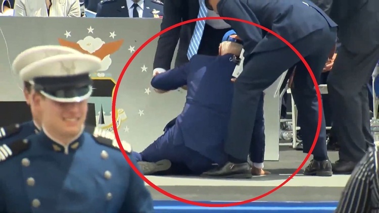 Upadek Joe Bidena