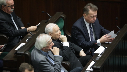 Prezes PiS Jarosław Kaczyński oraz posłowie PiS Mariusz Błaszczak i Ryszard Terlecki