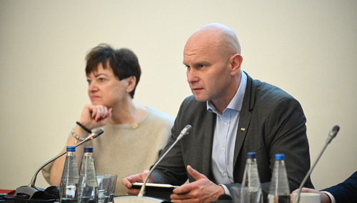 Międzynarodowe seminarium pt. „Cyfrowa transformacja pracy – zagrożenia i możliwości: zadania dla Partnerów Społecznych”