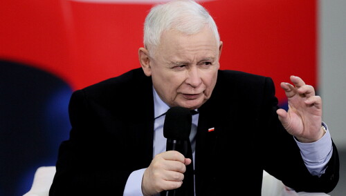 Kaczyński: "Wszyscy będziemy siedzieć". Sala w śmiech [VIDEO]