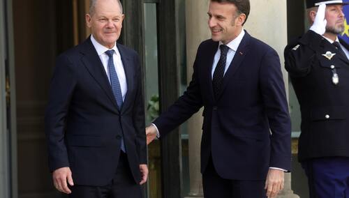 Kanclerz Niemiec Olaf Scholz i prezydent Francji Emmanuel Macron